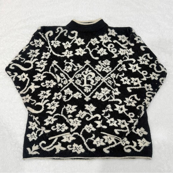 Kitty Hawk Sweaters - Kittyhawk Vintage Black & White Floral Knit Sweater